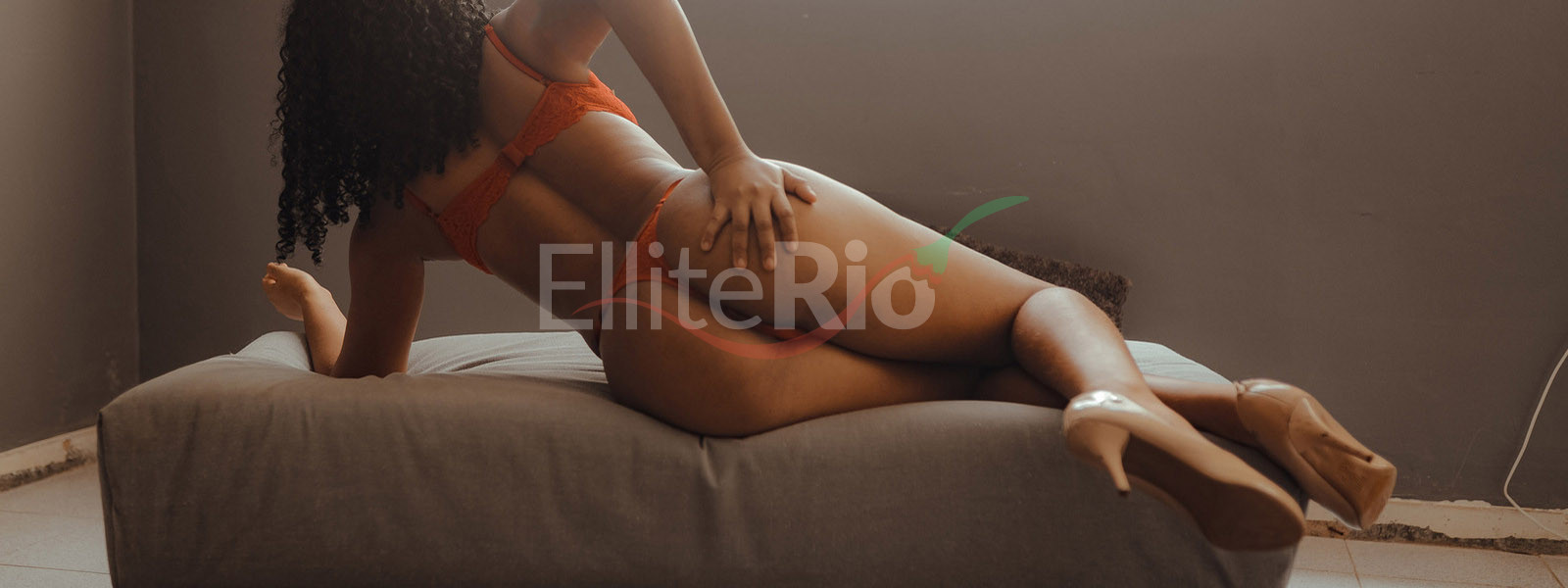 Iza Tijucana | Mulheres