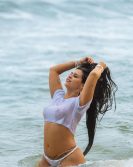 Aurora Barra | Mulheres