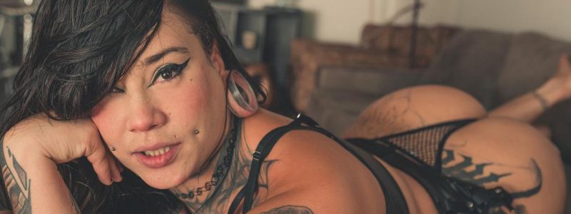 Juhly Zombie | Mulheres