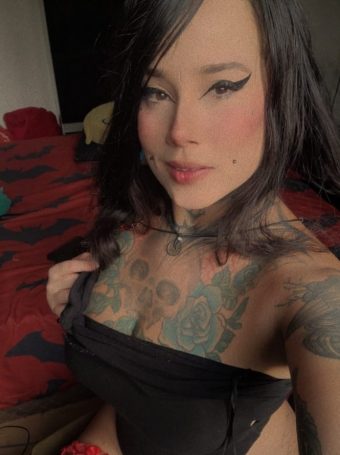 Juhly Zombie | Mulheres