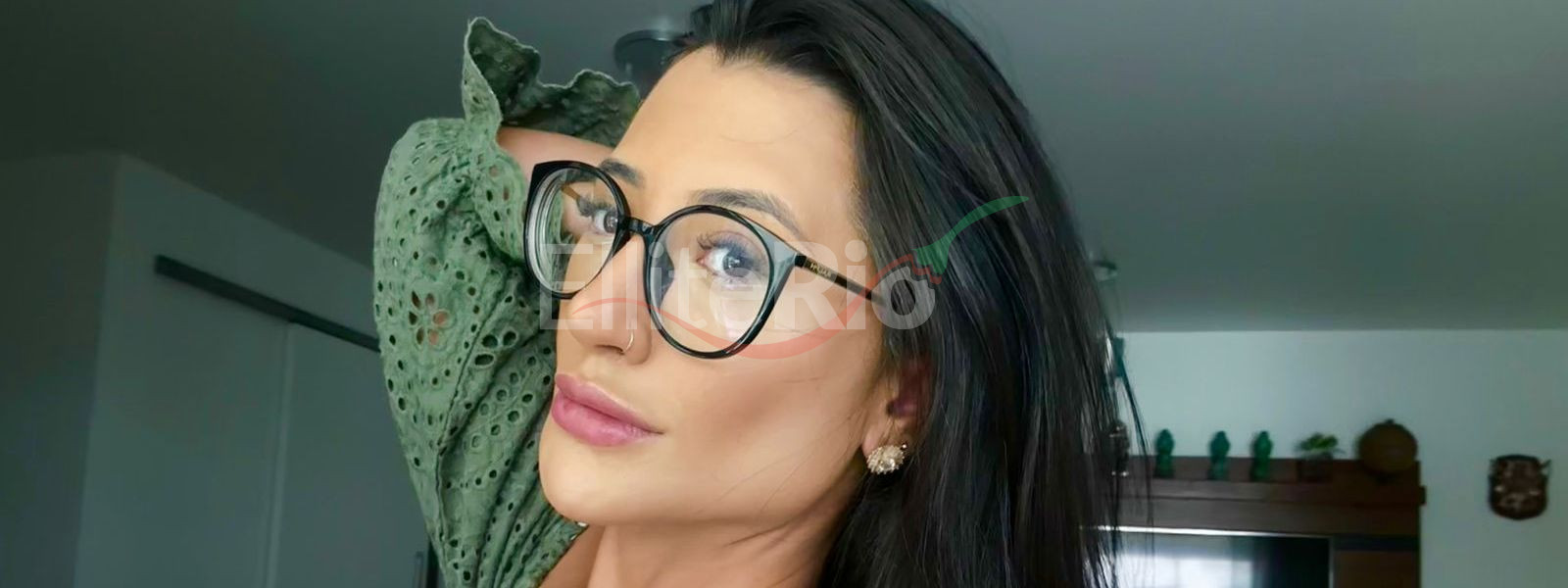 Julia Ferrari | Mulheres
