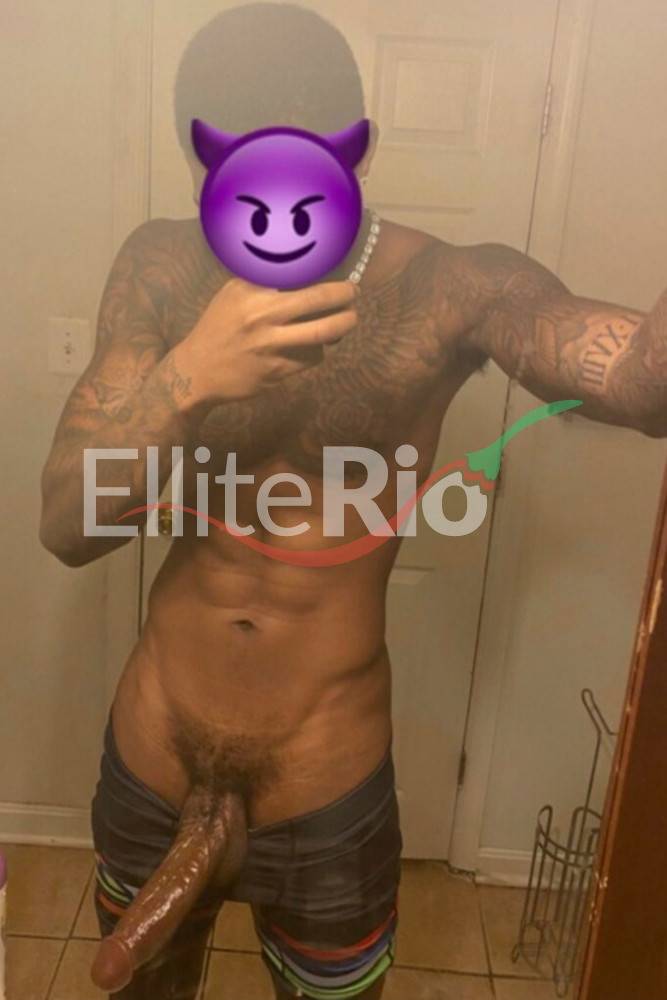 Vitor Emanuel | Homens