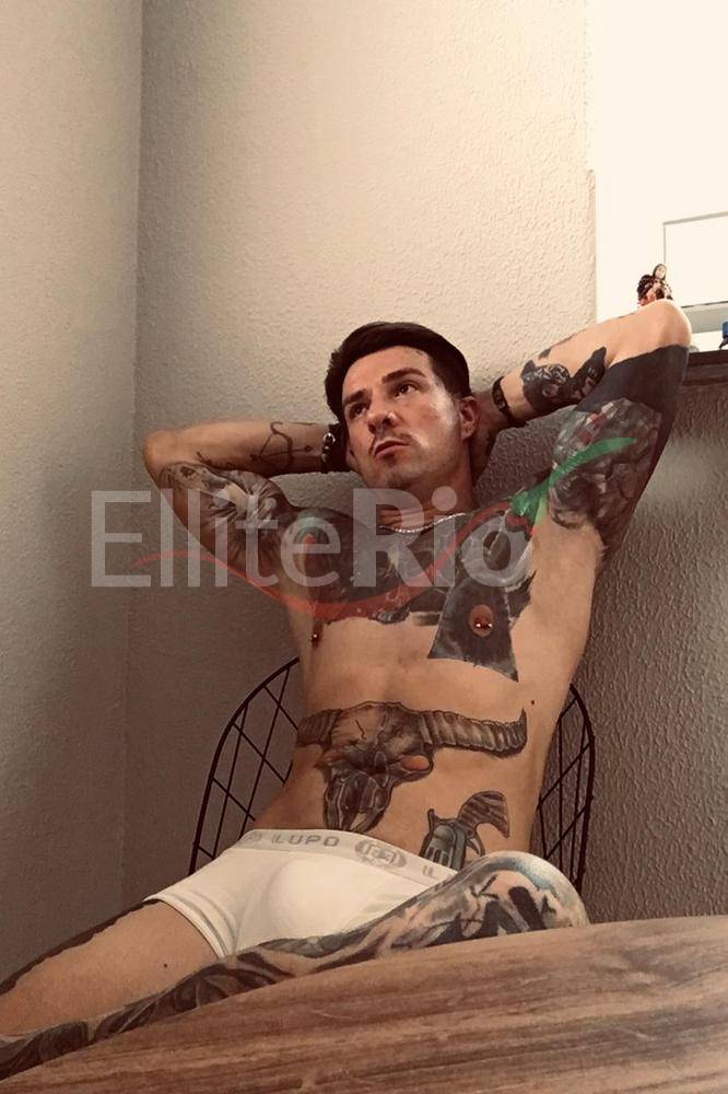 Johnny Hansen | Homens Johnny Hansen | Homens