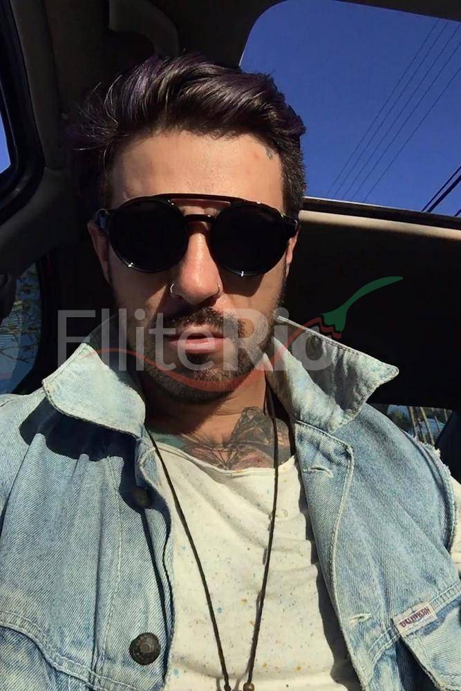 Johnny Hansen | Homens Johnny Hansen | Homens