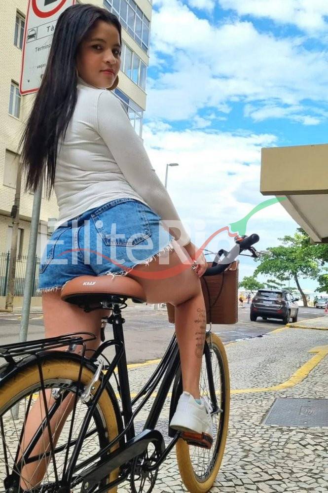 Ana Julia | Mulheres Ana Julia | Mulheres