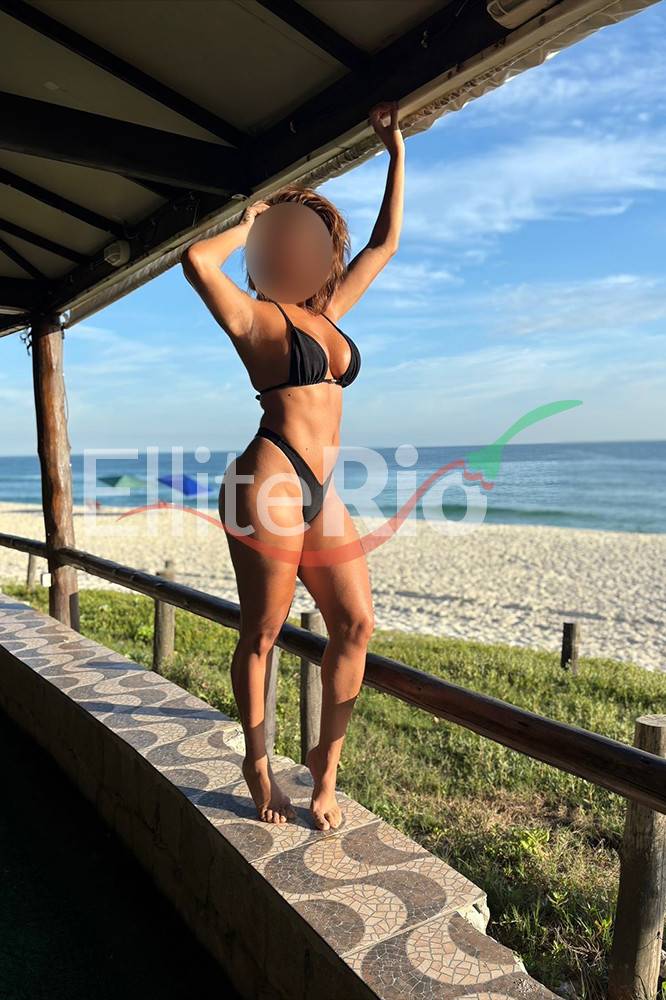 Luana Veena | Mulheres Luana Veena | Mulheres