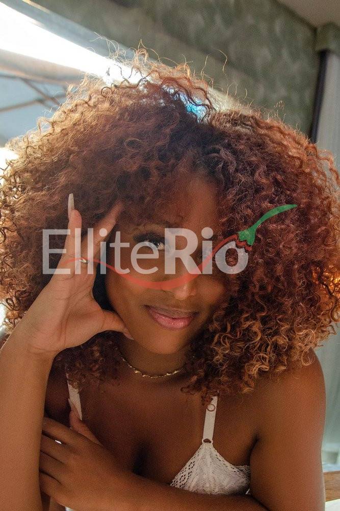 Liz Castro | Mulheres