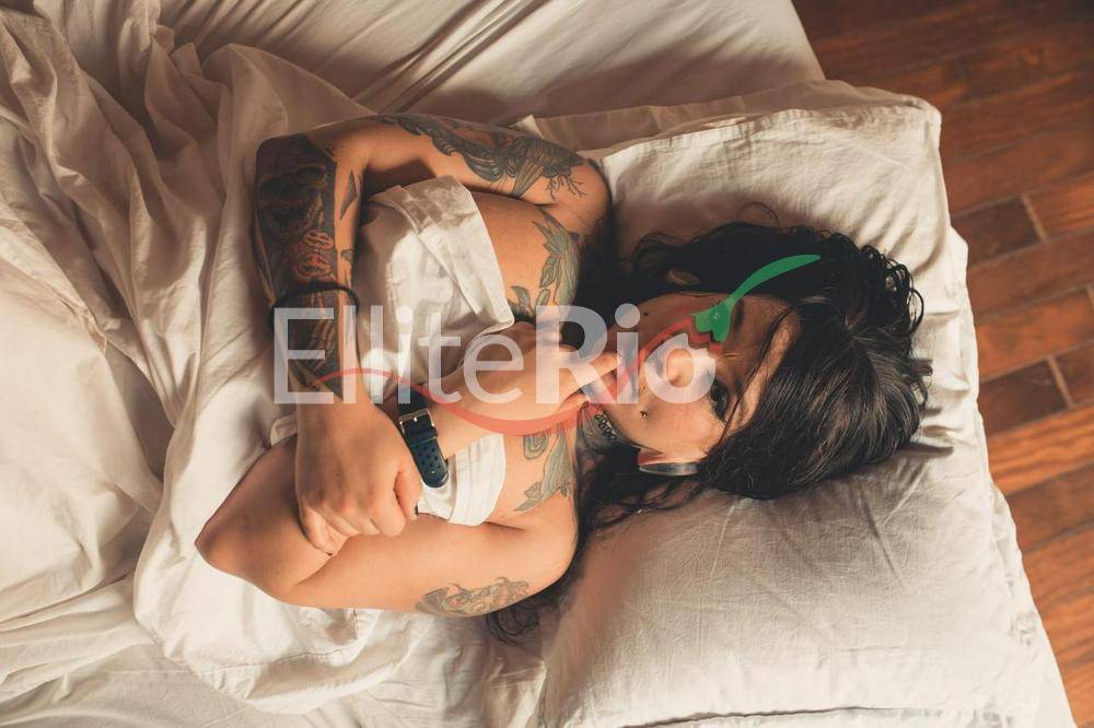 Juhly Zombie | Mulheres