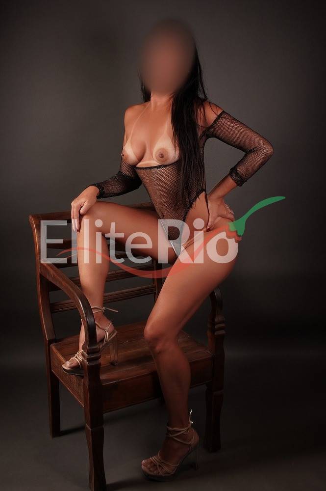 Vanessa Anne | Mulheres