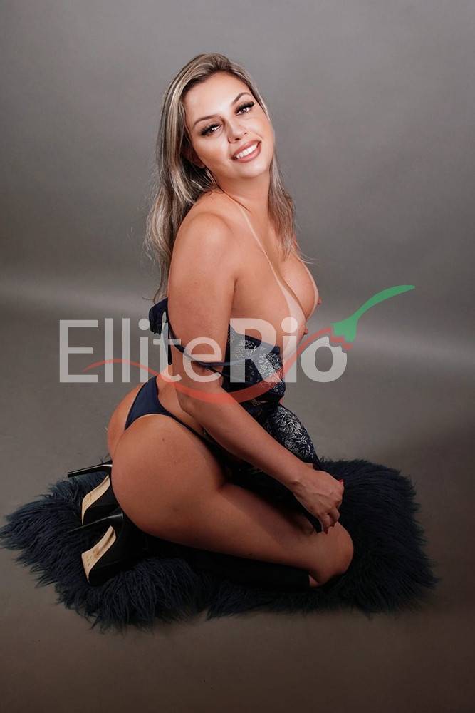 Juliana Knult | Mulheres