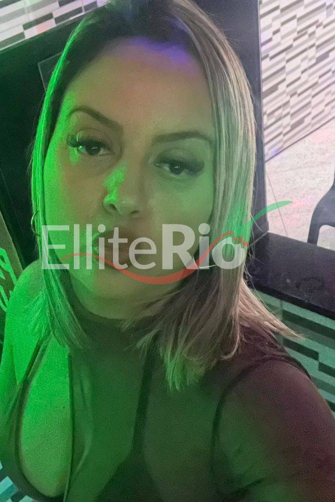 Juliana Knult | Mulheres