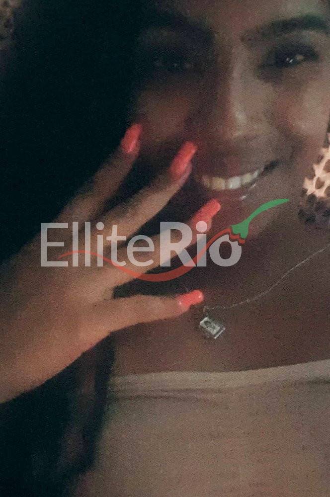 Larissa Campos | Mulheres Larissa Campos | Mulheres