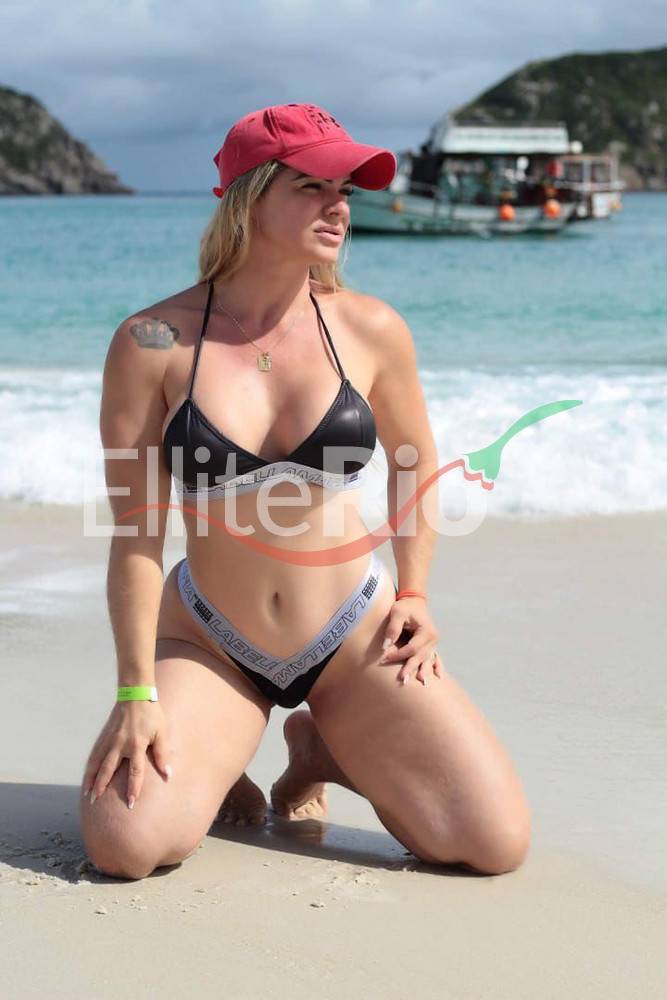 Anna Loira | Mulheres