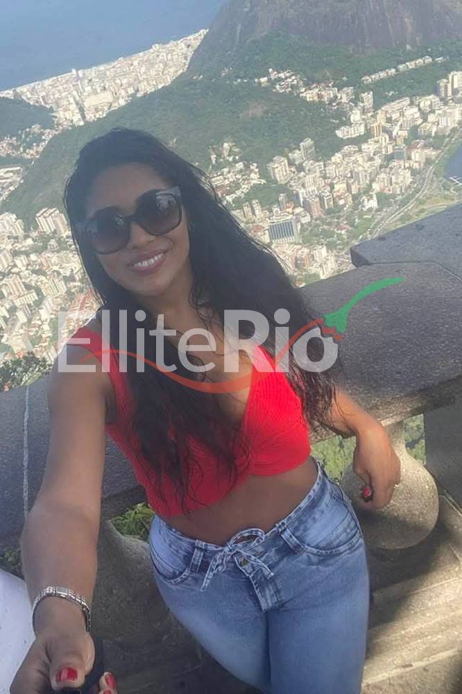 Larissa | Mulheres